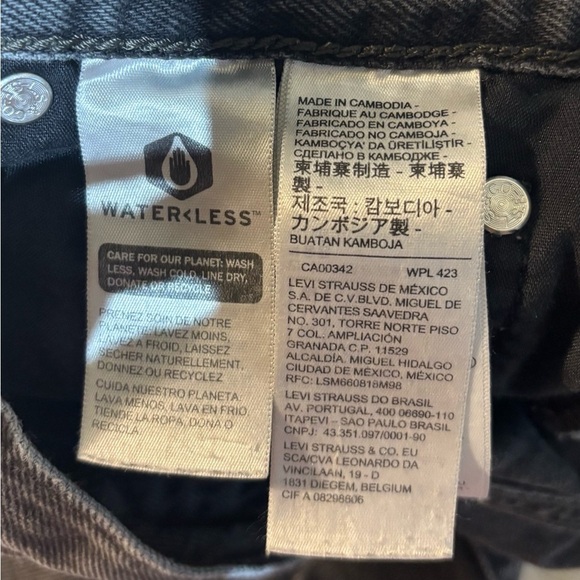 Levi's Levi Strauss Women's Faded Black High Loose Jean Shorts Size 24 EUC - Picture 11 of 13